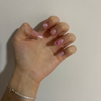Asena Bekir Nail Studio Protez Tırnak Hizmetinde Sürekli Kırılma Ve Geç Randevu Sorunu!