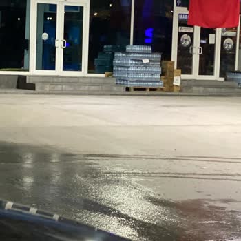 Aygaz Market Ve Araç Yıkama Hizmetinde İlgisiz Ve Sert Yaklaşım