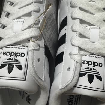 Satın Aldığım Adidas Superstar Modelinde Üretim Hataları