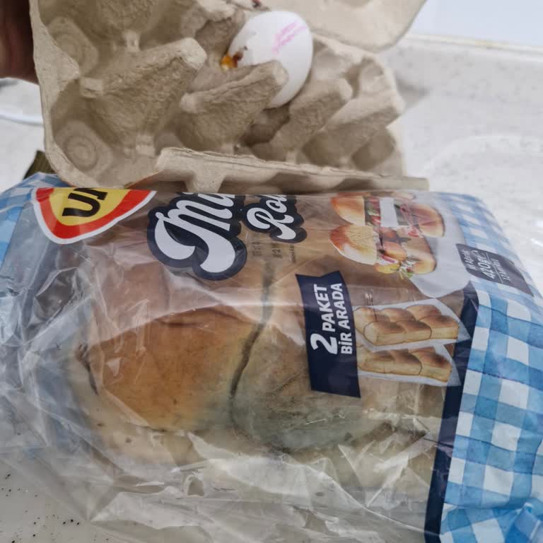 Küflü Ürün, Eksik Sipariş Ve Yetersiz Çözüm