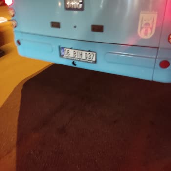 Şoför Yolcuyu Durakta İndirmeyip Azarladı, Mağduriyet Yaşattı