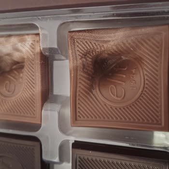 Aldığım Çikolatanın Kalitesiz Çıkması Ve Güven Kaybı