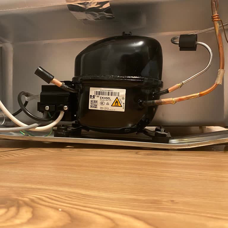 Sıfır Alınan Derin Dondurucu Eğri Ve Sallanıyor, Değişim Talep Ediyorum