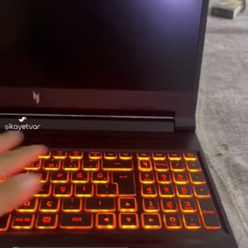 Acer Nitro V16 Çalışıyor Görüntü Yok