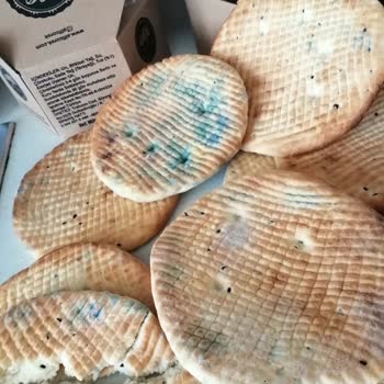 Buzdolabında Saklanan Çöreklerin Küflenmesi Ve Firma İlgisizliği