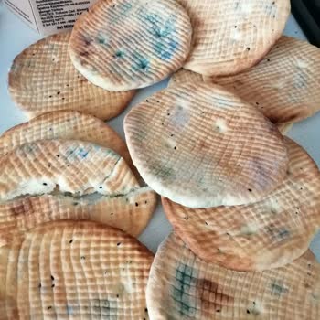 Buzdolabında Saklanan Çöreklerin Küflenmesi Ve Firma İlgisizliği