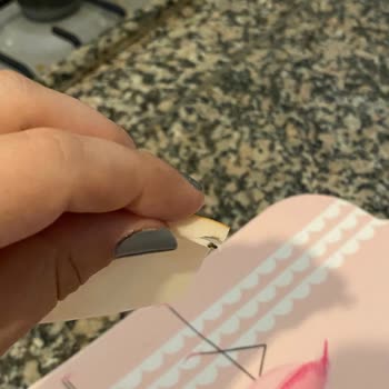 Paketli Salamda Böcek Çıkması Ve Güven Sorunu