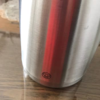 Korkmaz Termos Sıcak Tutmuyor Ve Mağaza İlgisiz