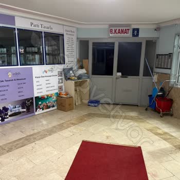 Kargom Teslim Edilmeden Ortalığa Bırakıldı, Bilgilendirme Yapılmadı