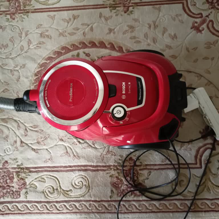 Bosch 6 Serisi Süpürgem 3 Ayda Çekim Gücünü Kaybetti