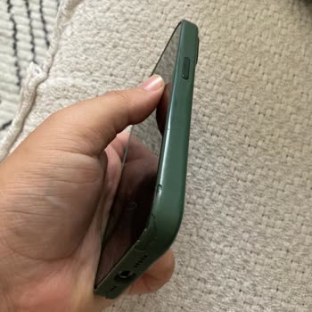 Apple Orijinal Silikon Kılıfın Hızla Soyulması Ve Hayal Kırıklığı