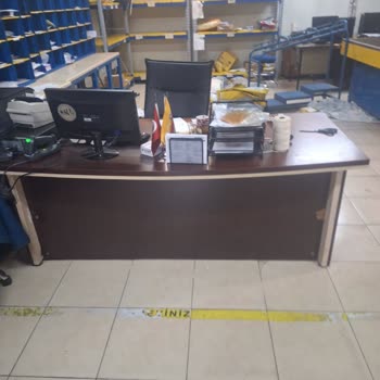 PTT Şubesinde Uzun Bekleme, Dağınık Kargo Teslimatı Ve Eksik Bilgilendirme