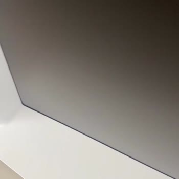 Samsung The Serif Televizyonda Ekran Ve Çerçeve Arasında Açıklık Sorunu