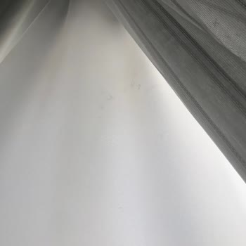 Aldığım Perdelerde Ezik, Leke Ve Dikiş Hatalarıyla Hayal Kırıklığı