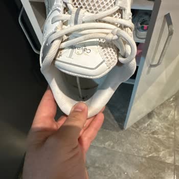 7 Ayda Yıpranan Calvin Klein Ayakkabı İçin Boyner Ve Markadan Çözüm Bekliyorum