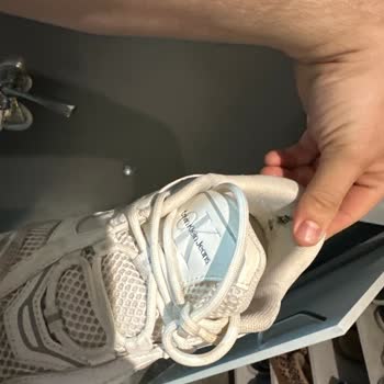 7 Ayda Yıpranan Calvin Klein Ayakkabı İçin Boyner Ve Markadan Çözüm Bekliyorum