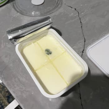 Taze Olması Gereken Peynir Bozuk Çıktı, Hayal Kırıklığına Uğradım