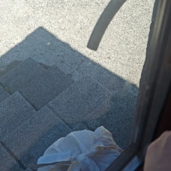 PTT Kargo Büyük Paketleri Kapıya Dayayıp Teslim Etmeden Bırakıyor