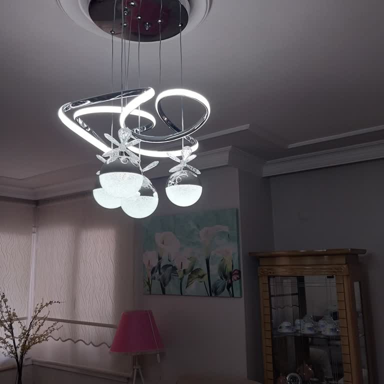 Kumandalı Avize Siparişim Eksik Ürün Ve İlgisizlikle Sonuçlandı