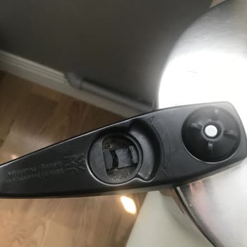 Düdüklü Tencere Kapağı Tamamen İşlevsiz Kaldı, Açılıp Kapanmıyor