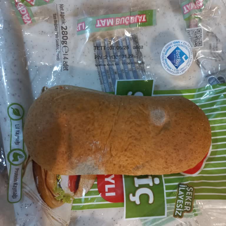 Son Kullanma Tarihi Geçmemiş UNO Ekmek Küflendi