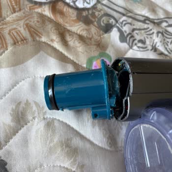 Philips Süpürge Kırıldı Yedek Parça Yok Garanti Belirsizliği