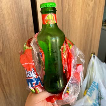 Uludağ Frutti 6'lı Paketinde 2 Şişe Boş Çıktı