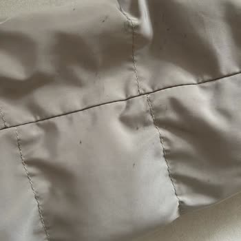 Kusurlu Çanta Değişiminde Mağduriyet Ve Montlarda Kalıcı Leke Sorunu