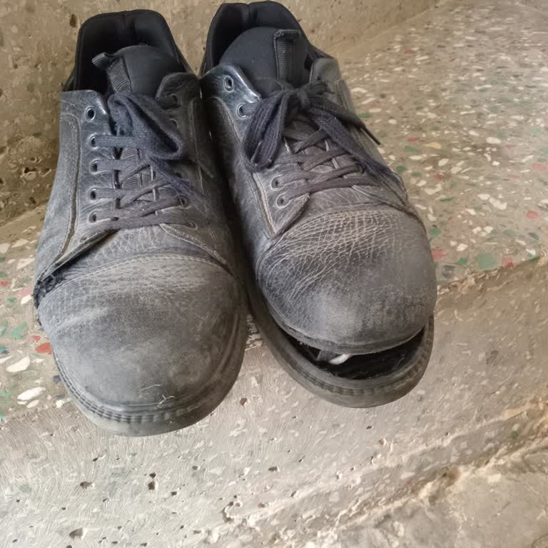 Boyner Ve Hammer Jack'ten Aldığım Ayakkabının Kısa Sürede Bozulması Ve Garanti Sürecindeki Hayal Kırıklığı