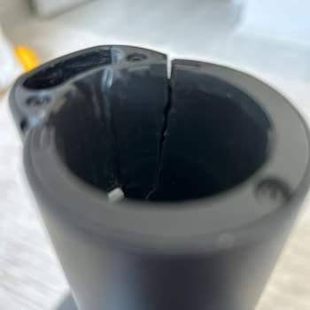 Philips Dikey Süpürgede Sürekli Boru Kırılması Ve Yetersiz Servis Desteği