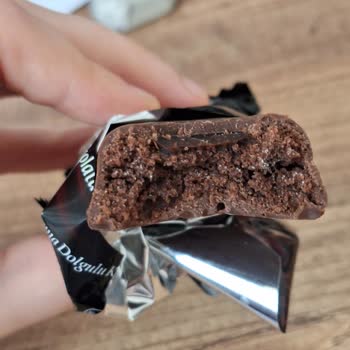Satın Aldığım Eti Brownie Intense Ürünlerinde Kıtır Ve Beyazlaşmış Çikolata Sorunu