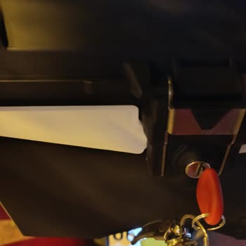 Gp Kompozit Çantada İlk Yıkamada Stickerların Çıkması Ve İletişim Sorunu