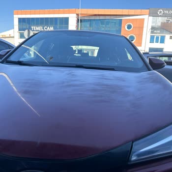 Toyota Servisi Kaput Güneş Yanığı Sorunuma Kullanıcı Hatası Dedi Çözüm Sunmadı