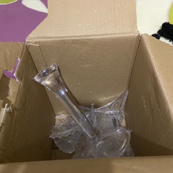 Kargo Şubesinde Kırılacak Etiketinin Önemi Ve İlgisiz Çalışan Sorunu