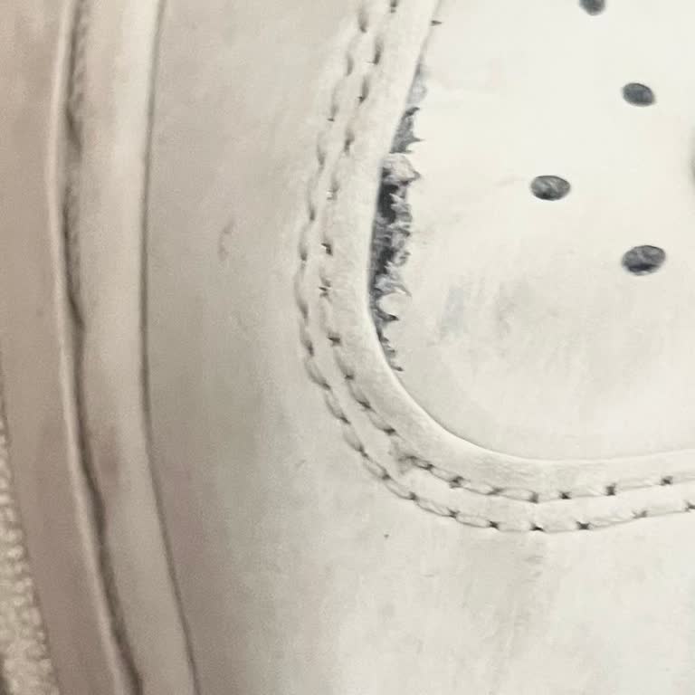 Nike Air Force Ayakkabımın Dikişleri Kısa Sürede Açıldı Ve Barçın Spor İlgisiz Davrandı