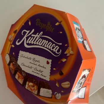 Açılmış Ve Tüketilmiş Çikolata Satışıyla Karşılaştım
