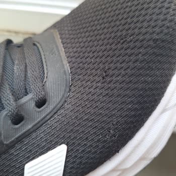 Adidas Galaxy 7 Koşu Ayakkabısı 2 Ayda İki Kez Söküldü Ve Patladı