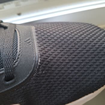 Adidas Galaxy 7 Koşu Ayakkabısı 2 Ayda İki Kez Söküldü Ve Patladı