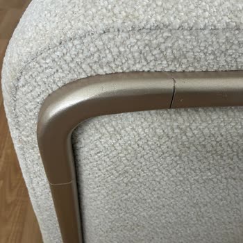 Defolu Koltuklar Ve İletişimsizlik Güvenimizi Sarstı