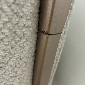 Defolu Koltuklar Ve İletişimsizlik Güvenimizi Sarstı