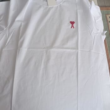 Siparişimde Yanlış Ürün Gönderimi Ve İletişimsizlik