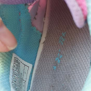 Skechers Ayakkabı Çocuğumun Ayağını Yaraladı