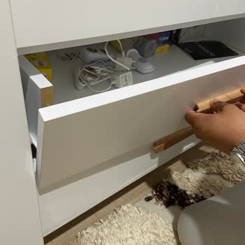 Aldığımız Dolabın Kapakları Ve Çekmecesi Sürekli Sorun Çıkarıyor