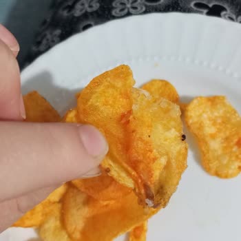 Bayat Ve Nemli Patito Cips Sağlığımızı Tehdit Ediyor