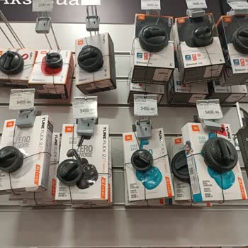 D&R Mağazasında Afiş Fiyatı İle Mağaza Fiyatı Arasındaki Tutarsızlık Ve Ürün Satın Alamama Sorunu