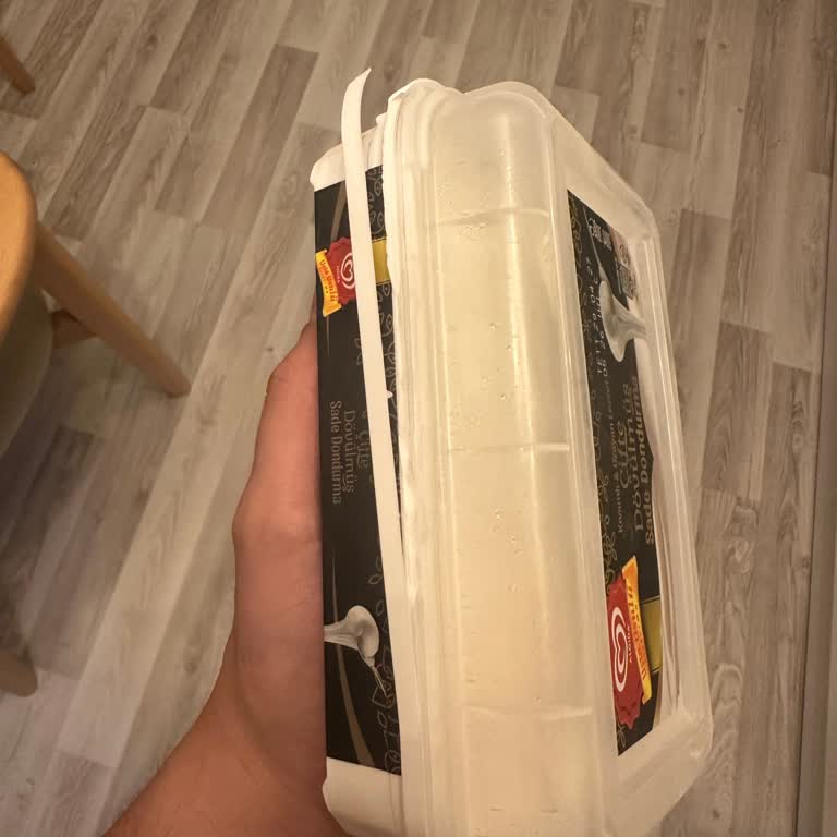 Erimiş Dondurma Geç Teslim Kırık Ambalaj Ve Yetersiz Telafi
