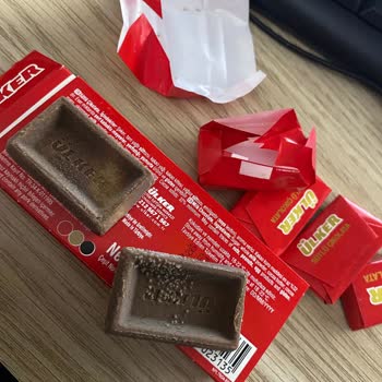 Tarihi Geçmemiş Ülker Napoliten Çikolatalarda Beklenmedik Bozulma Yaşadım