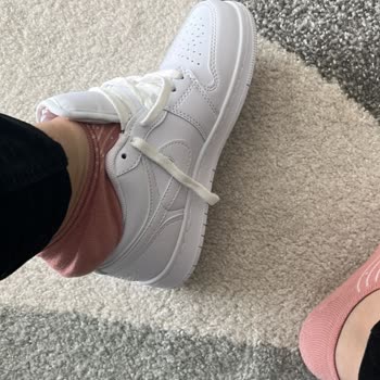 Yanlış Numara Ayakkabı Ve Cevapsız Müşteri Mesajları Mağduriyeti