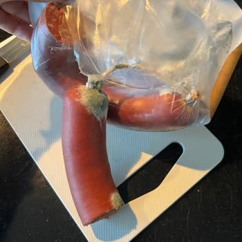 Maret Sucukta Küf Sorunu: Sağlığımız Tehlikede