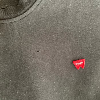 Wrangler Sweatshirt Kısa Sürede Yıprandı Ve Rengi Soldu